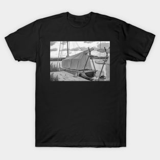 Traditional wooden sailing boat moored on the River Thurne, Norfolk T-Shirt